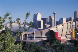 Saddledome & Skyline Calgary - Photo Credit: Travel Alberta
